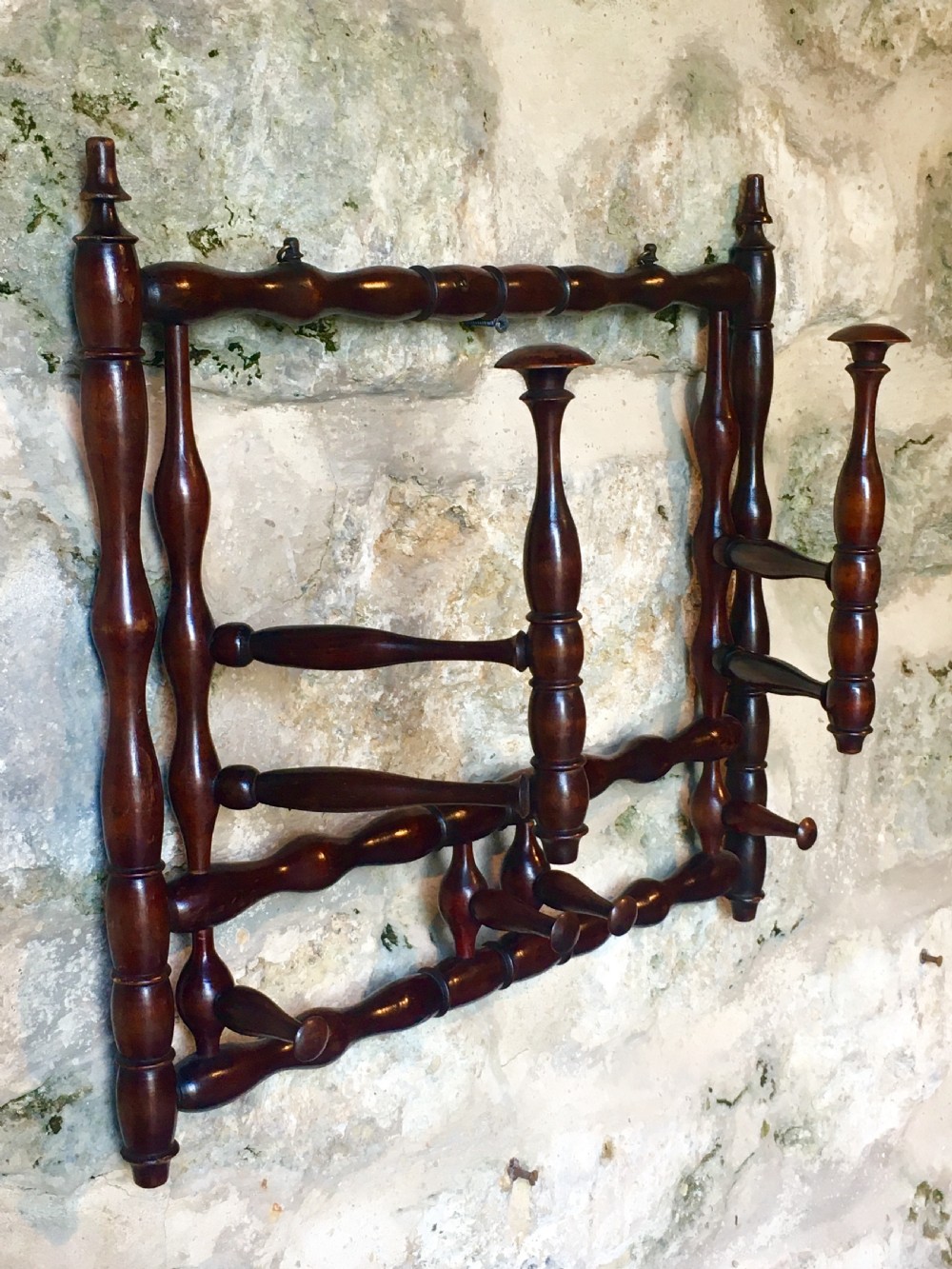 Wall-mounted hat & coat rack View V
