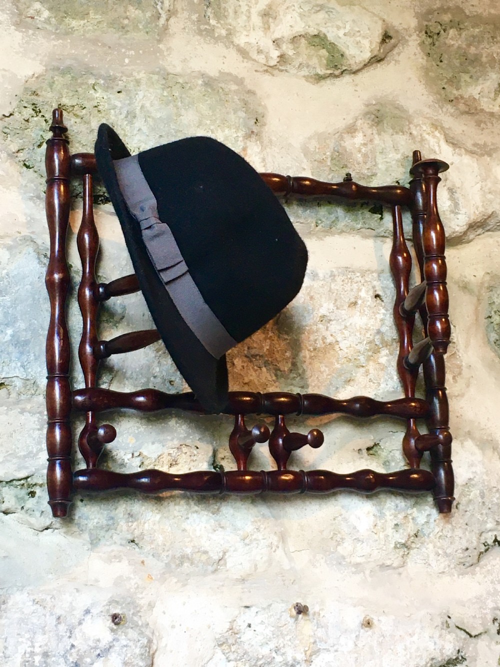 Wall-mounted hat & coat rack View XIV
