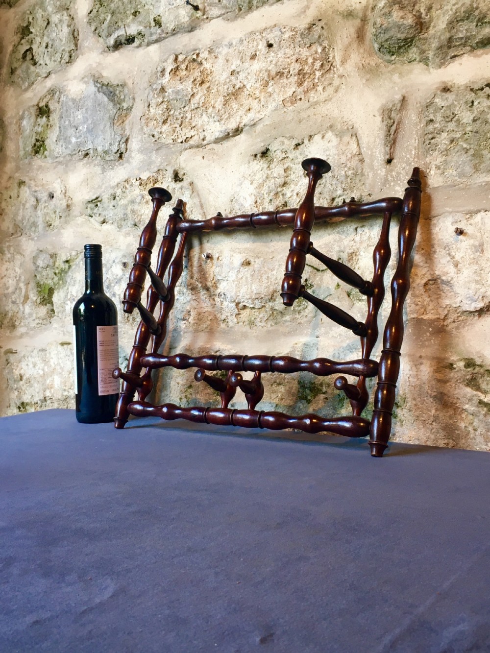 Wall-mounted hat & coat rack View XVII