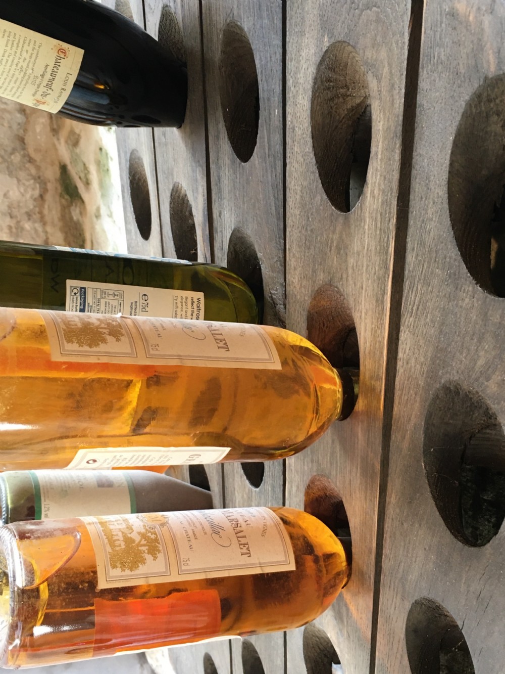 Wall-hanging solid oak wine rack View X