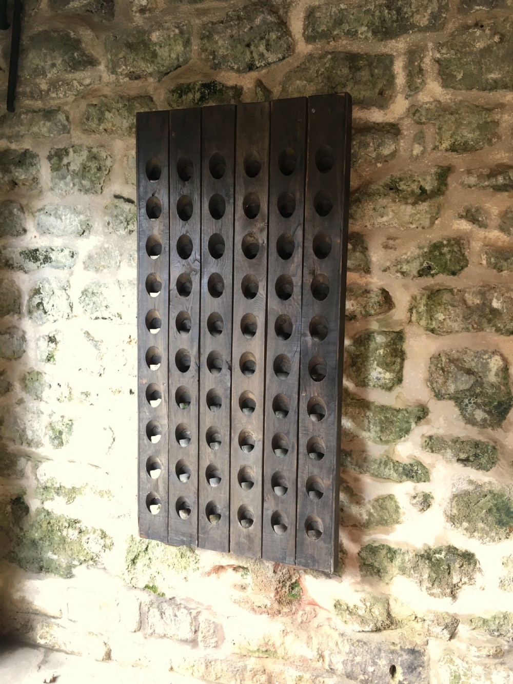 Wall-hanging solid oak wine rack View XIV