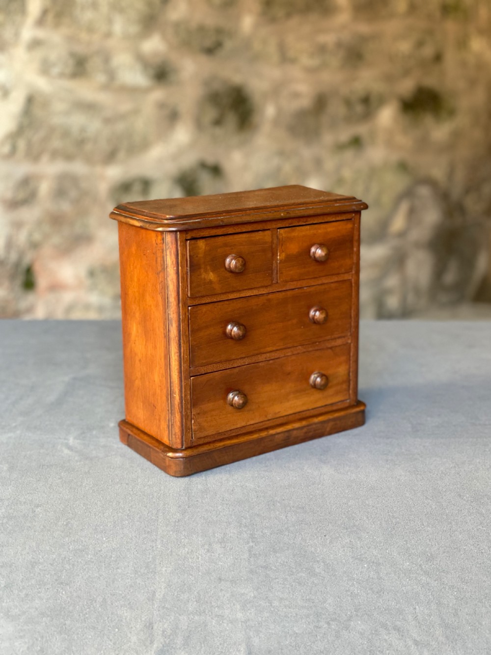 Jewellery box as a miniature chest of drawers View III