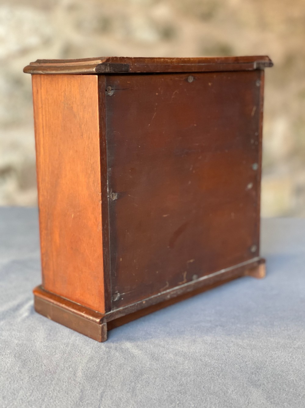 Jewellery box as a miniature chest of drawers View VIII