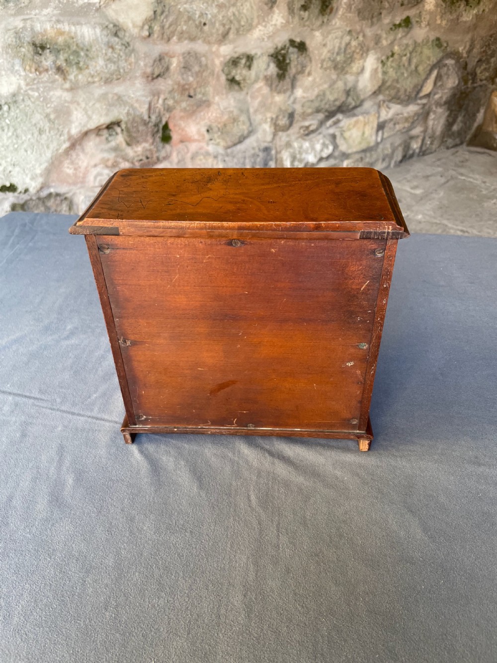Jewellery box as a miniature chest of drawers View XI