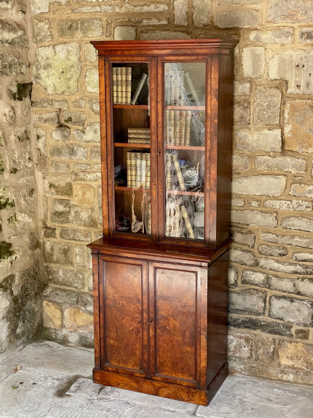 Small/medium library bookcase in burr walnut View XXIV