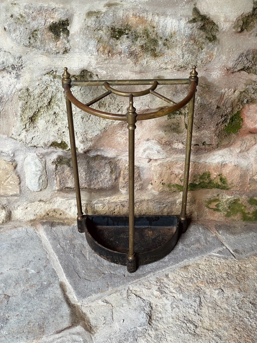 Umbrella stand stick stand View II