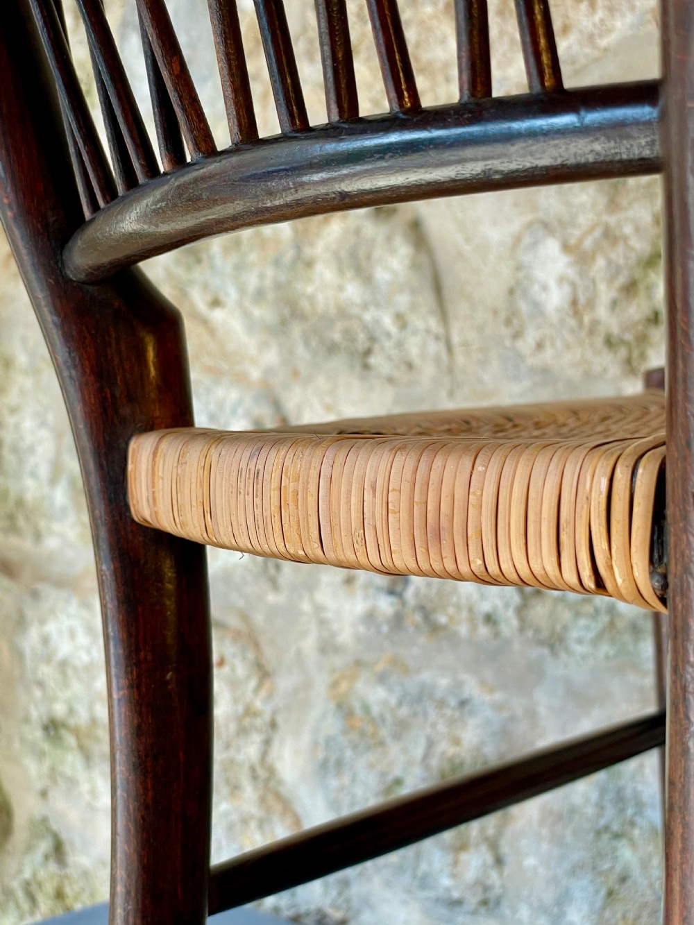 Superb little bedroom chair View XIV