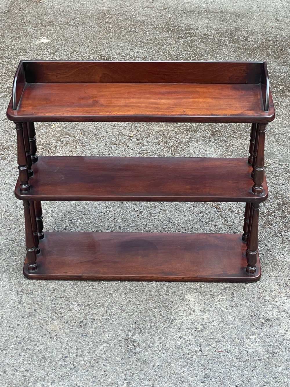 Sublime quality wall shelves View V
