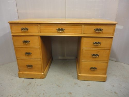 Victorian Pine 3 Piece Desk