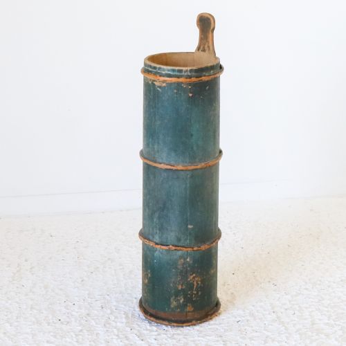 19th century traditional swedish painted pine butter churn - CATEGORY: ANTIQUE MISCELLANEOUS - DATED 19TH CENTURY