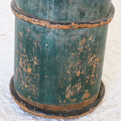 19TH CENTURY TRADITIONAL SWEDISH PAINTED PINE BUTTER CHURN - ADDITIONAL PHOTO 4