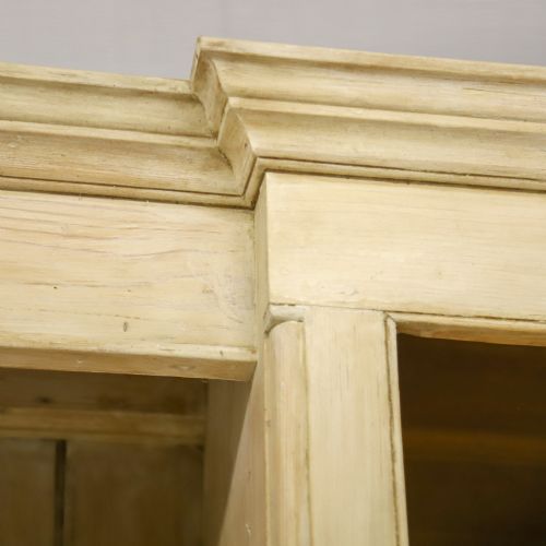 GRAND SCALE ENGLISH 19TH CENTURY COUNTRY HOUSE PINE KITCHEN DRESSER - ADDITIONAL PHOTO 5