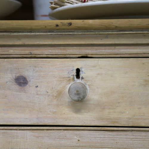 GRAND SCALE ENGLISH 19TH CENTURY COUNTRY HOUSE PINE KITCHEN DRESSER - ADDITIONAL PHOTO 7