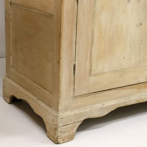 GRAND SCALE ENGLISH 19TH CENTURY COUNTRY HOUSE PINE KITCHEN DRESSER - ADDITIONAL PHOTO 11