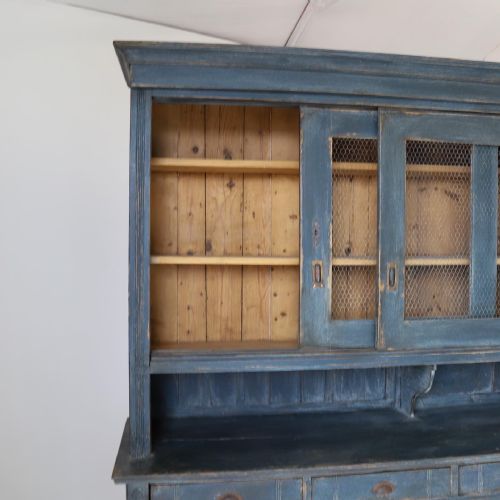 PINE BUTLER'S PANTRY DRESSER EARLY 20THCLATER PAINTED - ADDITIONAL PHOTO 3