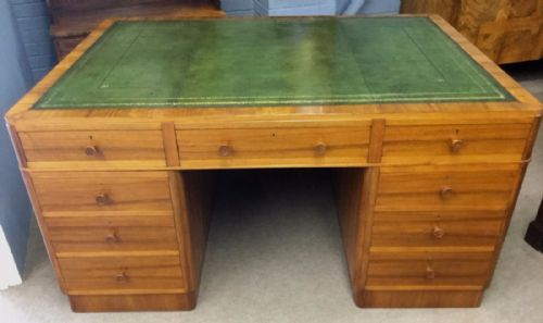 Art Deco Desk in Walnut Large