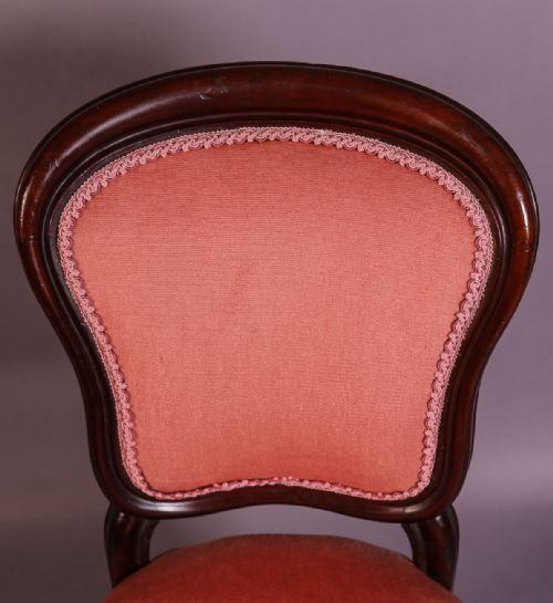 A GOOD SET OF 8 VICTORIAN MAHOGANY DINING CHAIRS - ADDITIONAL PHOTO 10