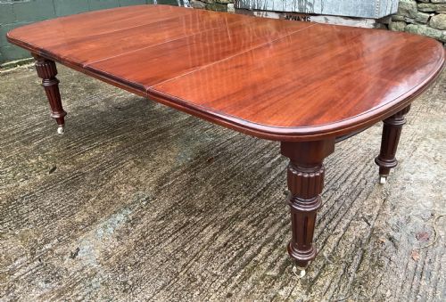 Quality Victorian Extending Dining Table Mahogany Seat 10