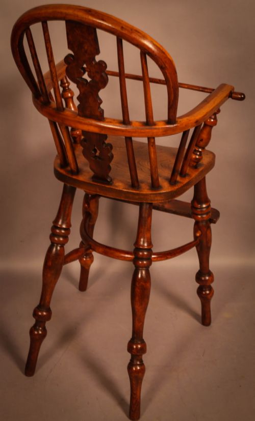 A RARE CHILDS HIGH CHAIR IN YEW WOOD - ADDITIONAL PHOTO 2