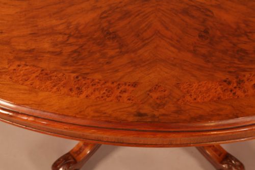 A VICTORIAN WINDOW TABLE IN BURR WALNUT - ADDITIONAL PHOTO 5