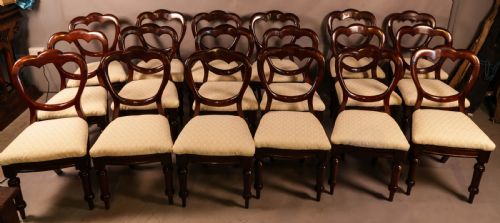 a set of 8 victorian mahogany balloon back dining chairs - CATEGORY: ANTIQUE CHAIRS - DATED VICTORIAN