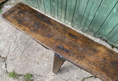 AN 18TH CENTURY OAK BENCH FROM BISHOPTHORPE PALACE YORK - ADDITIONAL PHOTO 4