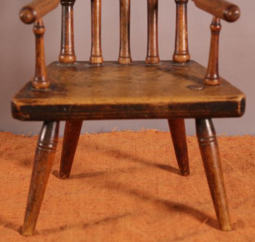 A RARE CHILDS CHAIR - ADDITIONAL PHOTO 4
