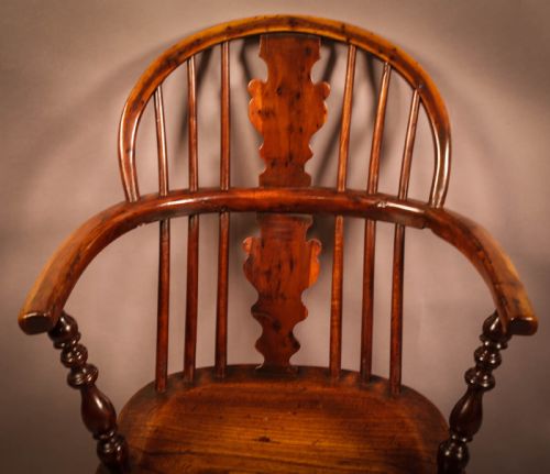 A VERY UNUSUAL YEW WOOD WINDSOR CHAIR C 1830 - ADDITIONAL PHOTO 5