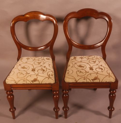 A SET OF 8 VICTORIAN BALLOON BACK DINING CHAIRS - ADDITIONAL PHOTO 5
