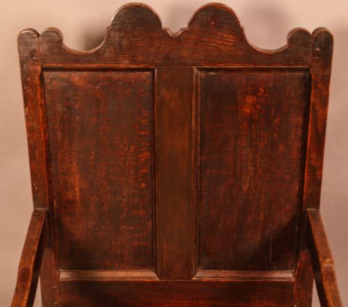 A SUPER 17TH CENTURY ARMCHAIR IN OAK - ADDITIONAL PHOTO 5