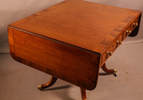 A FINE GEORGIAN MAHOGANY SOFA TABLE - ADDITIONAL PHOTO 6