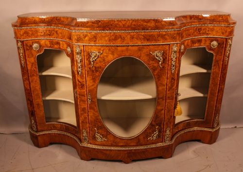a very good victorian burr walnut credenza - CATEGORY: ANTIQUE SIDEBOARDS - DATED VICTORIAN