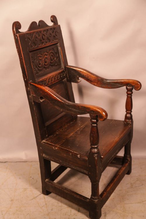 A 17TH CENTURY WAINSCOTT ARMCHAIR - ADDITIONAL PHOTO 1
