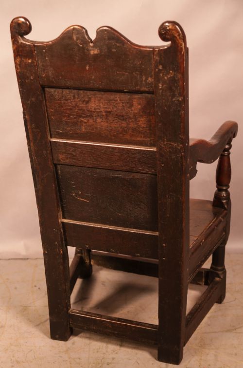 A 17TH CENTURY WAINSCOTT ARMCHAIR - ADDITIONAL PHOTO 2