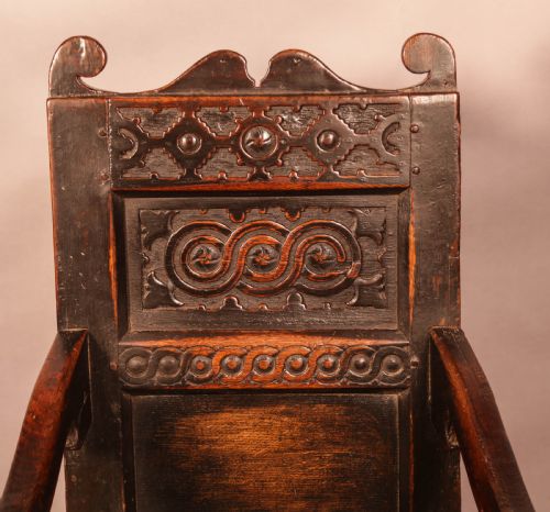 A 17TH CENTURY WAINSCOTT ARMCHAIR - ADDITIONAL PHOTO 4