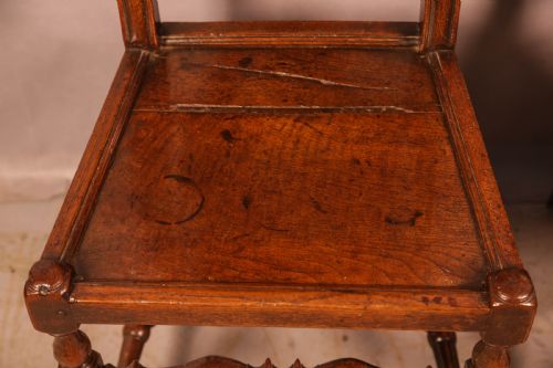 A SUPER PAIR OF 17TH CENTURY OAK HALL CHAIRS - ADDITIONAL PHOTO 7