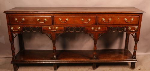 a superb georgian oak serving dresser c 1750 - CATEGORY: ANTIQUE SIDEBOARDS - DATED 18TH CENTURY