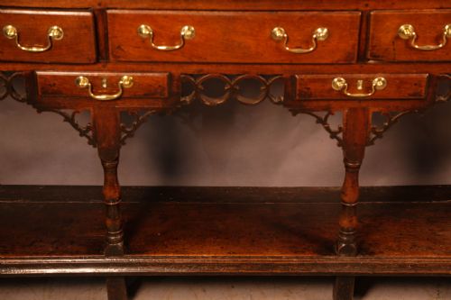 A SUPERB GEORGIAN OAK SERVING DRESSER C 1750 - ADDITIONAL PHOTO 5