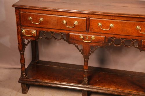 A SUPERB GEORGIAN OAK SERVING DRESSER C 1750 - ADDITIONAL PHOTO 6