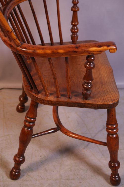 A SUPER YEW WINDSOR CHAIR GABBITASS OF WORKSOP - ADDITIONAL PHOTO 11