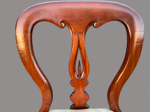A SET OF 10 VICTORIAN SPEAR POINT BALLOON BACK DINING CHAIRS - ADDITIONAL PHOTO 7
