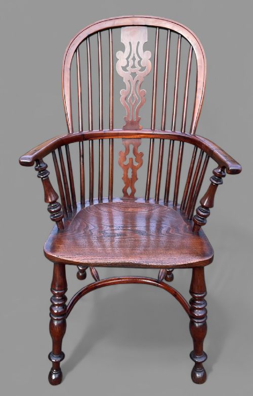 a super yew wood high windsor chair by gabbitass of worksop - CATEGORY: ANTIQUE CHAIRS - DATED 19TH CENTURY