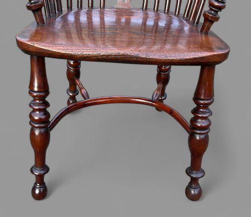 A SUPER YEW WOOD HIGH WINDSOR CHAIR BY GABBITASS OF WORKSOP - ADDITIONAL PHOTO 5