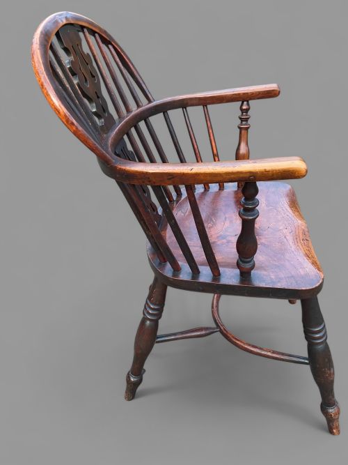 A YEW WOOD THREE QUARTER BACK WINDSOR CHAIR BY BEN GILLING - ADDITIONAL PHOTO 3