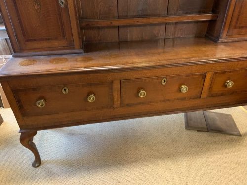 18TH CENTURY OAK DRESSER - ADDITIONAL PHOTO 1