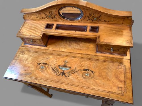 A LOVELY 19TH CENTURY LADIES WRITING DESK - ADDITIONAL PHOTO 2