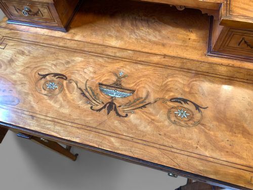 A LOVELY 19TH CENTURY LADIES WRITING DESK - ADDITIONAL PHOTO 3
