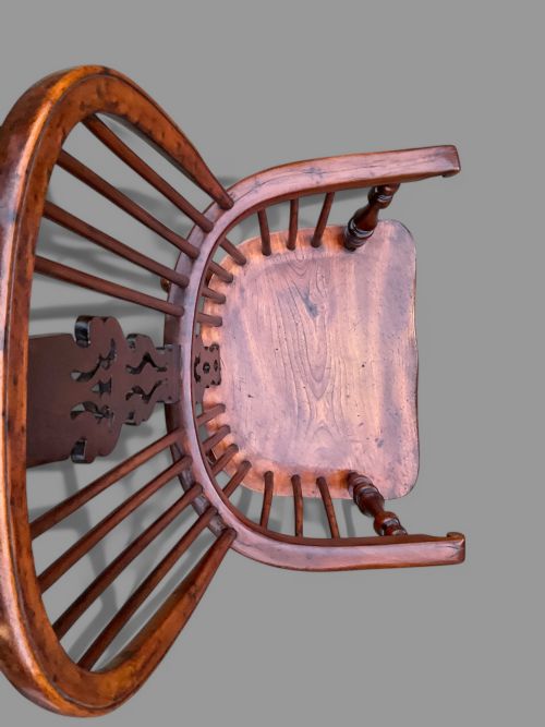 A SUPER HIGH BACK YEW WOOD WINDSOR CHAIR BY GABBITASS OF WORKSOP - ADDITIONAL PHOTO 2