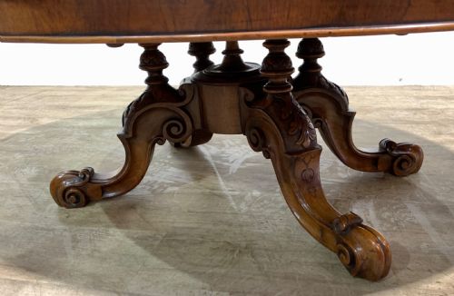 A VICTORIAN BURR WALNUT COFFEE TABLE - ADDITIONAL PHOTO 4