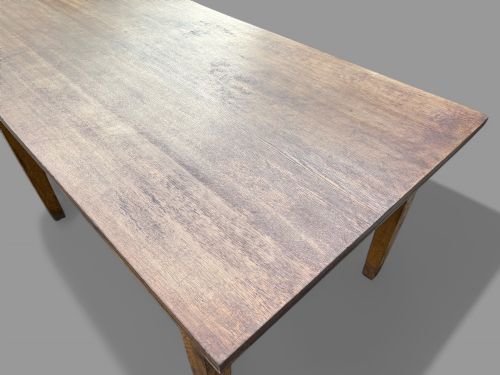 A GOOD VERY LARGE FARMHOUSE DINING TABLE IN OAK - ADDITIONAL PHOTO 5